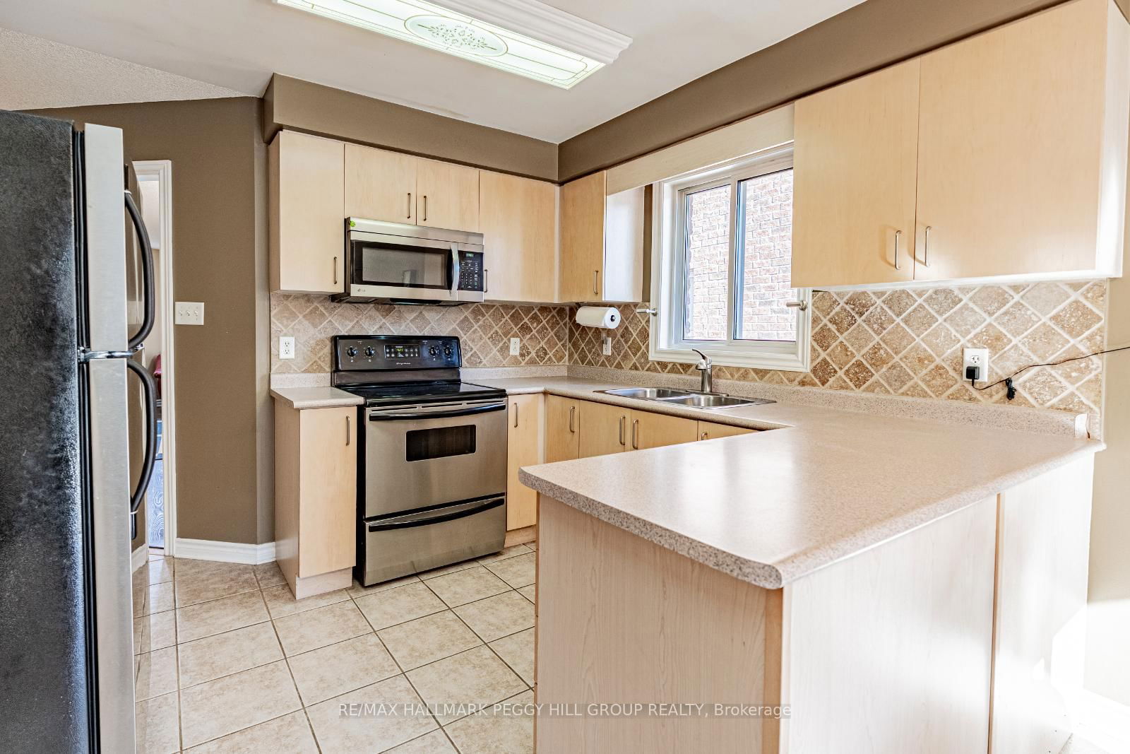 Detached House for sale at 10 Stephanie Lane, Barrie, Painswick South, L4N 0V2 - MLS: S12102388