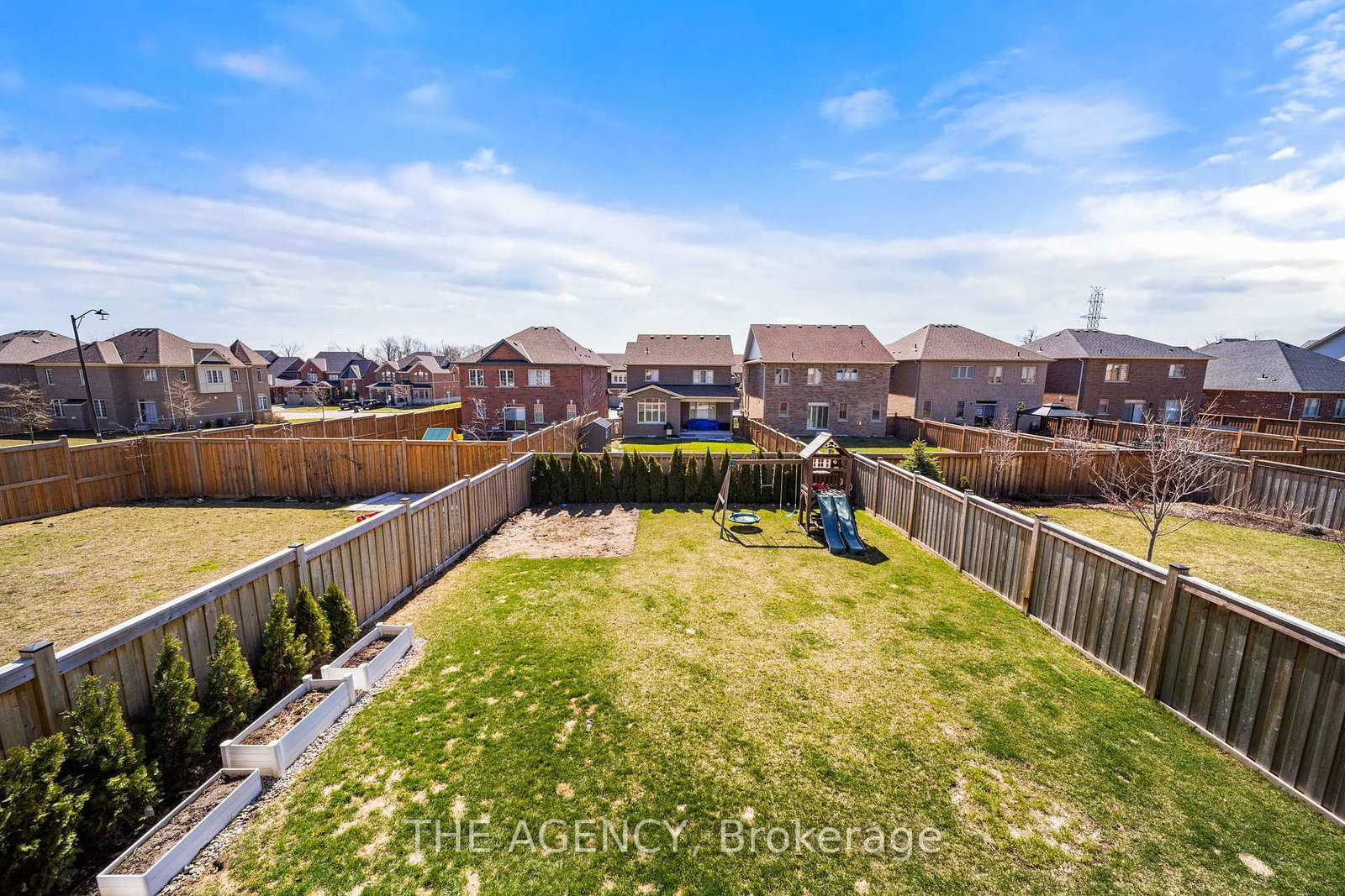 Listing Image 44