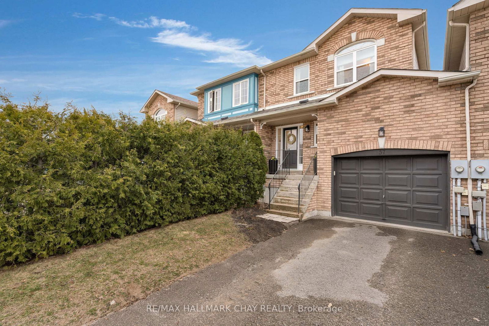 Townhouse for sale at 57 CUNNINGHAM Drive, Barrie, Ardagh, L4N 8L4 - MLS: S12102623