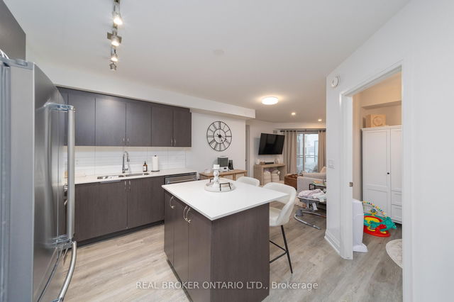 619 - 58 Lakeside Terrace