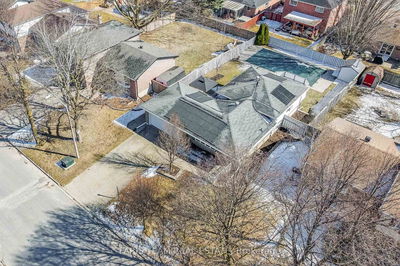 47 Briar Rd, Barrie - Allandale Heights image-0-1