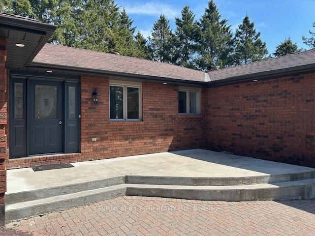 Detached House for sale at 46 Holloway Lane, Springwater, Midhurst, L0L 1X1 - MLS: S12104126