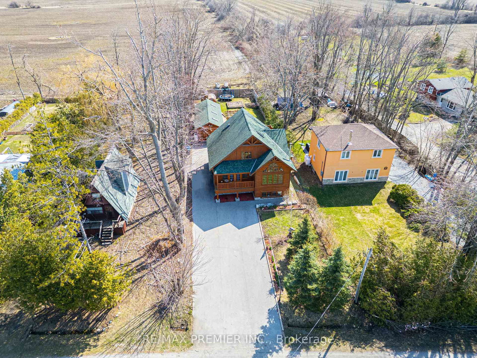Detached House for sale at 2441 Lakeshore Drive, Ramara, Rural Ramara, L0K 1B0 - MLS: S12105877