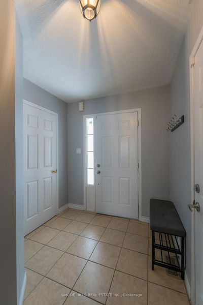 56 Vanessa Dr, Orillia - Orillia image-0-1