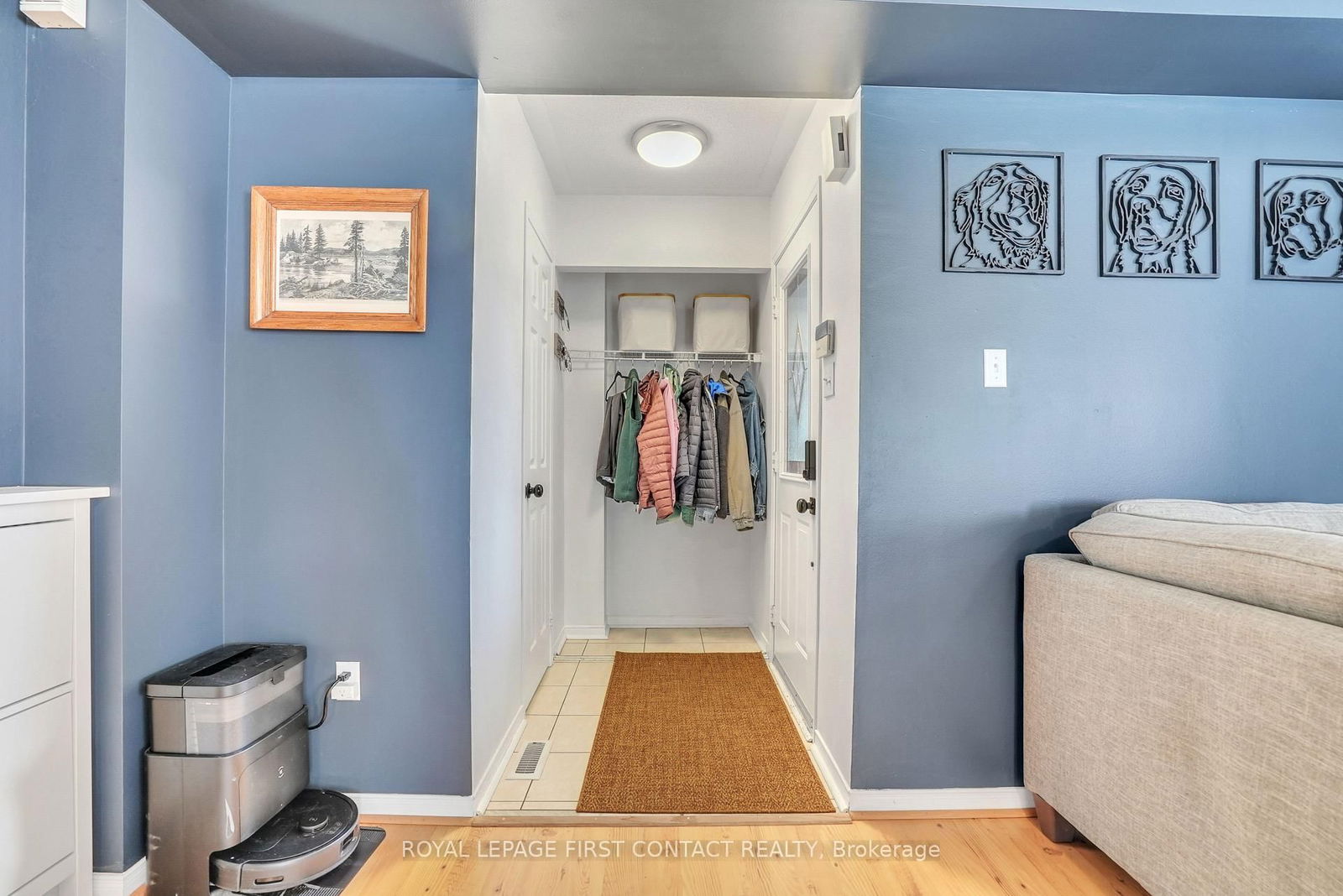 Townhouse sold at 26 Drake Drive, Barrie, Painswick South, L4N 8W3 - MLS: S12107160