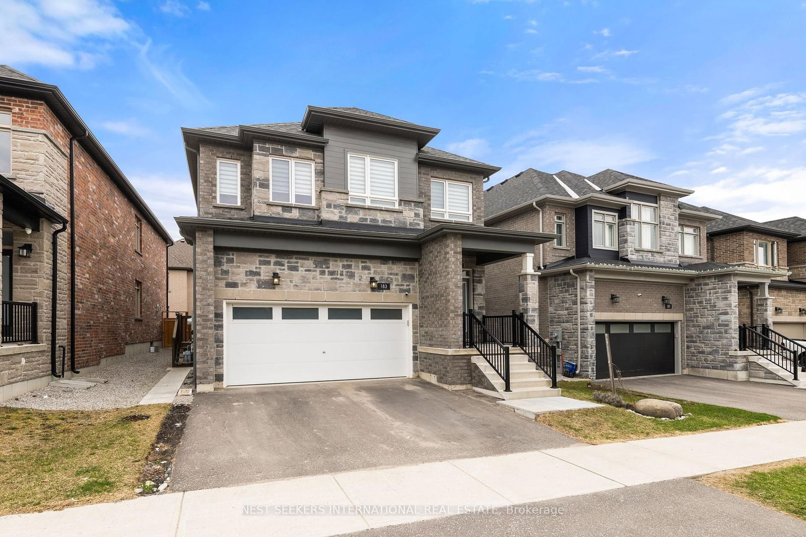 Detached House for sale at 183 Franklin Trail, Barrie, Rural Barrie Southwest, L9J 0J1 - MLS: S12107897