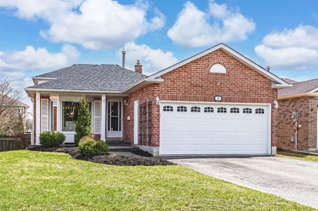 40 Grasett Crescent