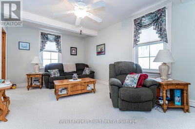 306 Church St, Penetanguishene - Penetanguishene image-0-4