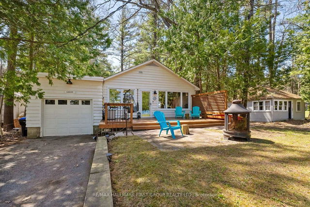 3074 Sparrow Lake Road