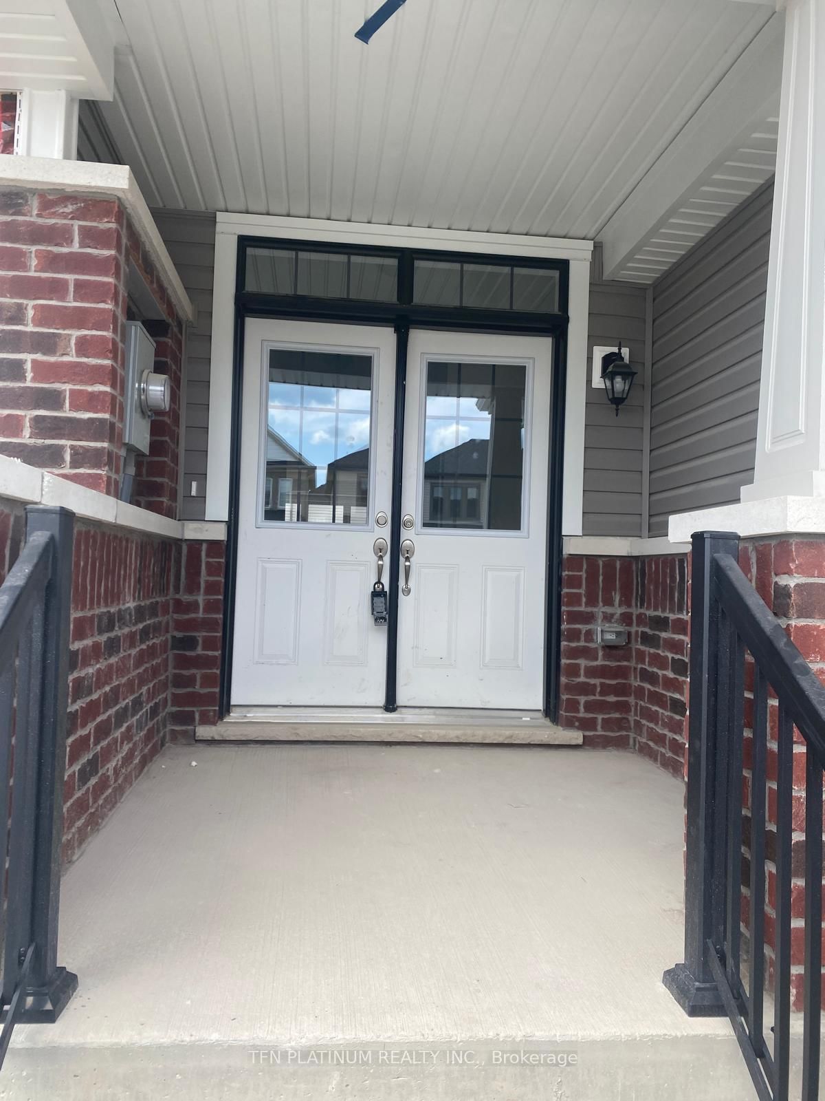 Townhouse for sale at 7 Tamworth Terrace, Barrie, Rural Barrie Southeast, L9J 0W5 - MLS: S12111026