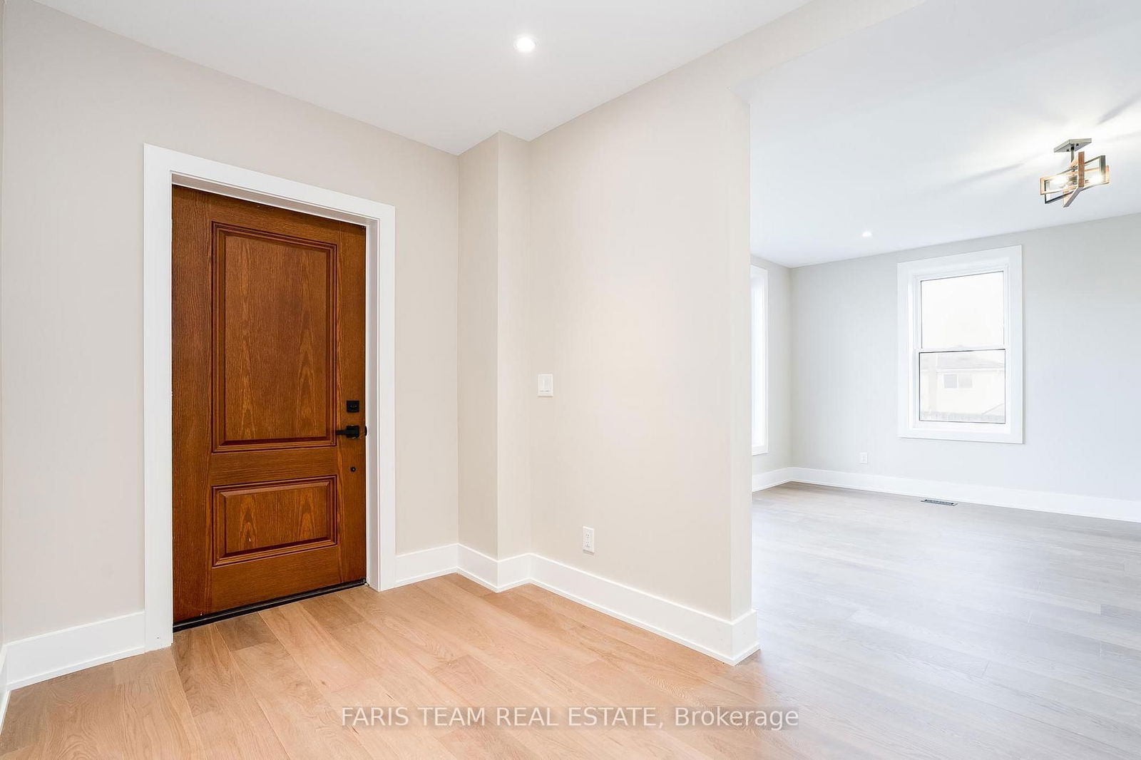 Detached House for sale at 9 Bertram Drive, Springwater, Elmvale, L0L 1P0 - MLS: S12111251