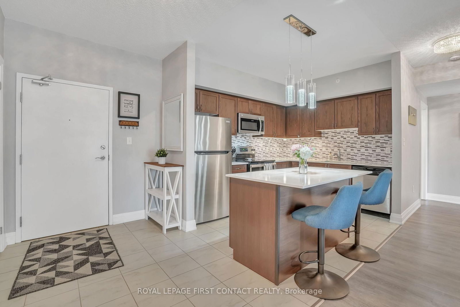 Condo for sale at 305-306 Essa Road, Barrie, Ardagh, L9J 0H5 - MLS: S12111792
