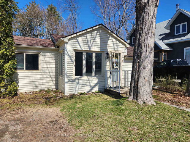 10 Ridge Avenue