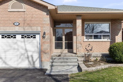 63 Butternut Dr, Barrie - Holly image-0-1