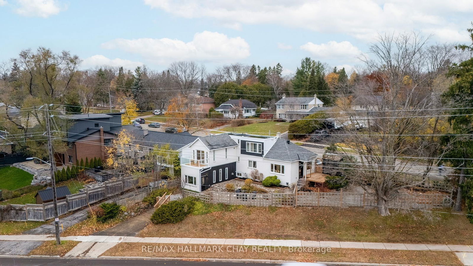 Detached House for sale at 425 Codrington Street, Barrie, Codrington, L4M 1S9 - MLS: S12113201