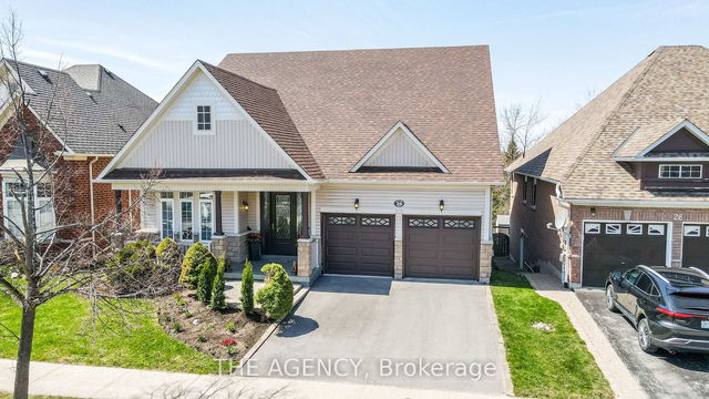 26 Regalia Way