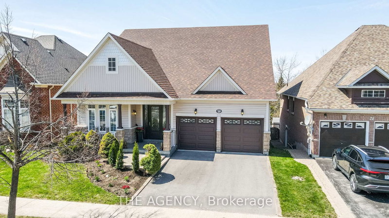 26 Regalia Way, Barrie, L4M 7H7 | Image 3