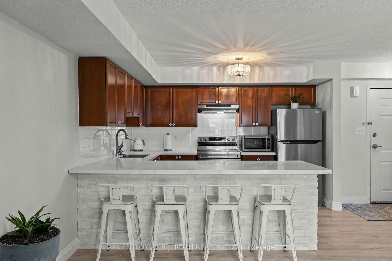 Condo for sale at 17-41 COULTER Street, Barrie, Sunnidale, L4N 6L9 - MLS: S12113525