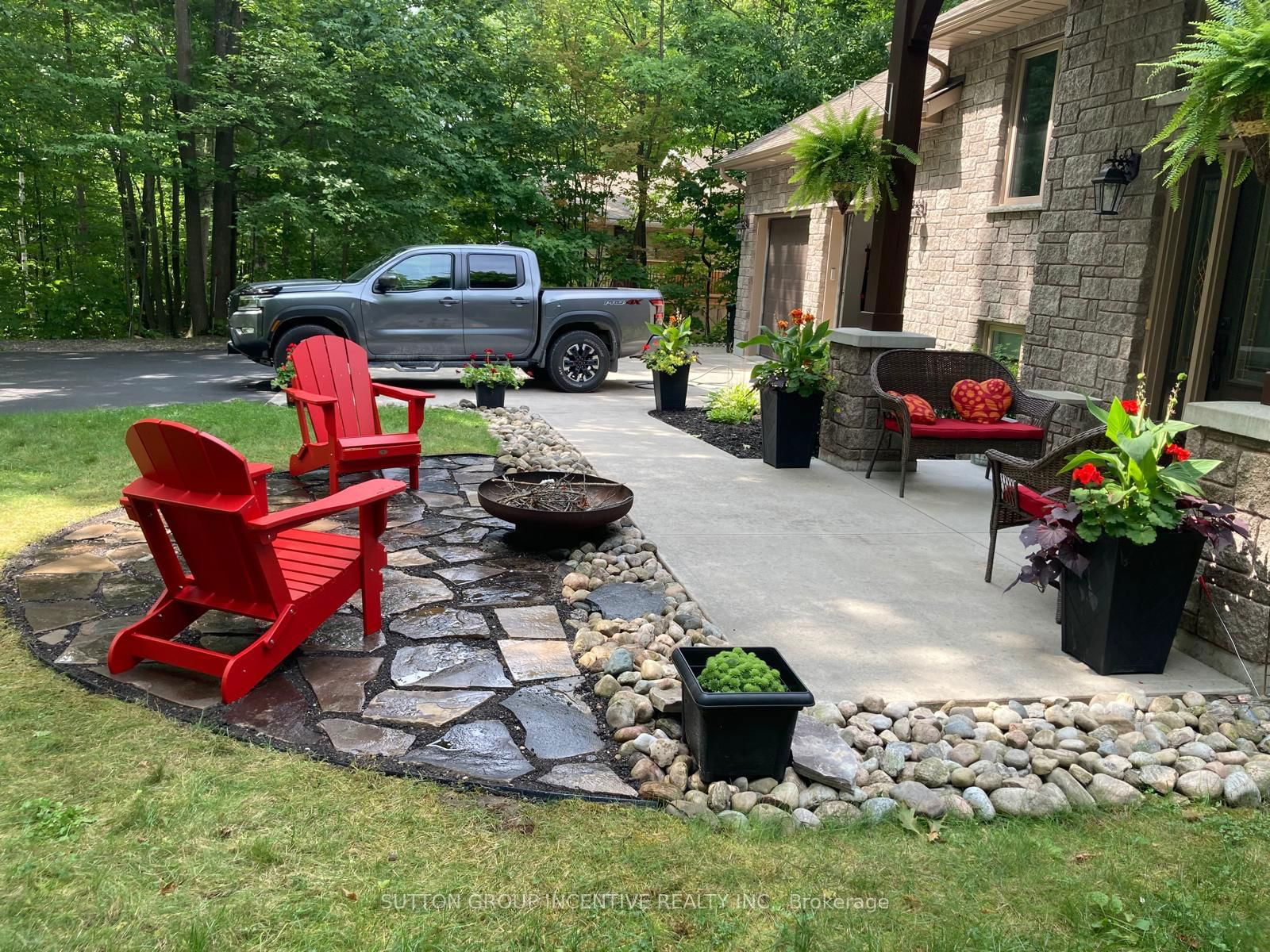 Detached House for sale at 48 Tall Pines Drive, Tiny, Rural Tiny, L9M 0H4 - MLS: S12114828