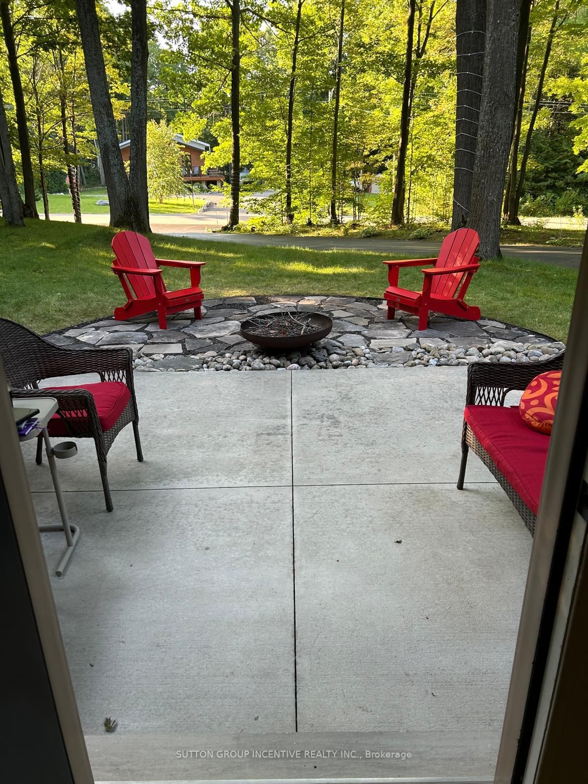 Detached House for sale at 48 Tall Pines Drive, Tiny, Rural Tiny, L9M 0H4 - MLS: S12114828