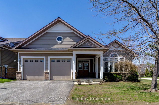 14 Surfside Crescent