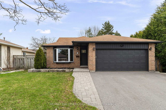 74 Bronte Crescent