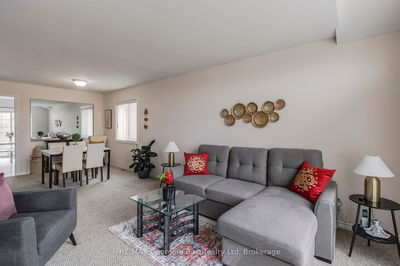 1085 Whitney Cres, Midland - Midland image-0-4
