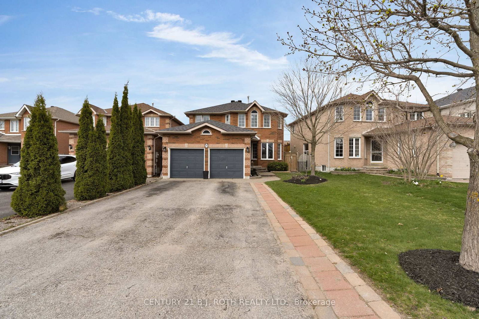 Detached House for sale at 20 Bear Creek Drive, Barrie, Holly, L4N 9M6 - MLS: S12117103