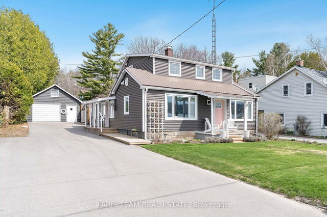 598 Champlain Road
