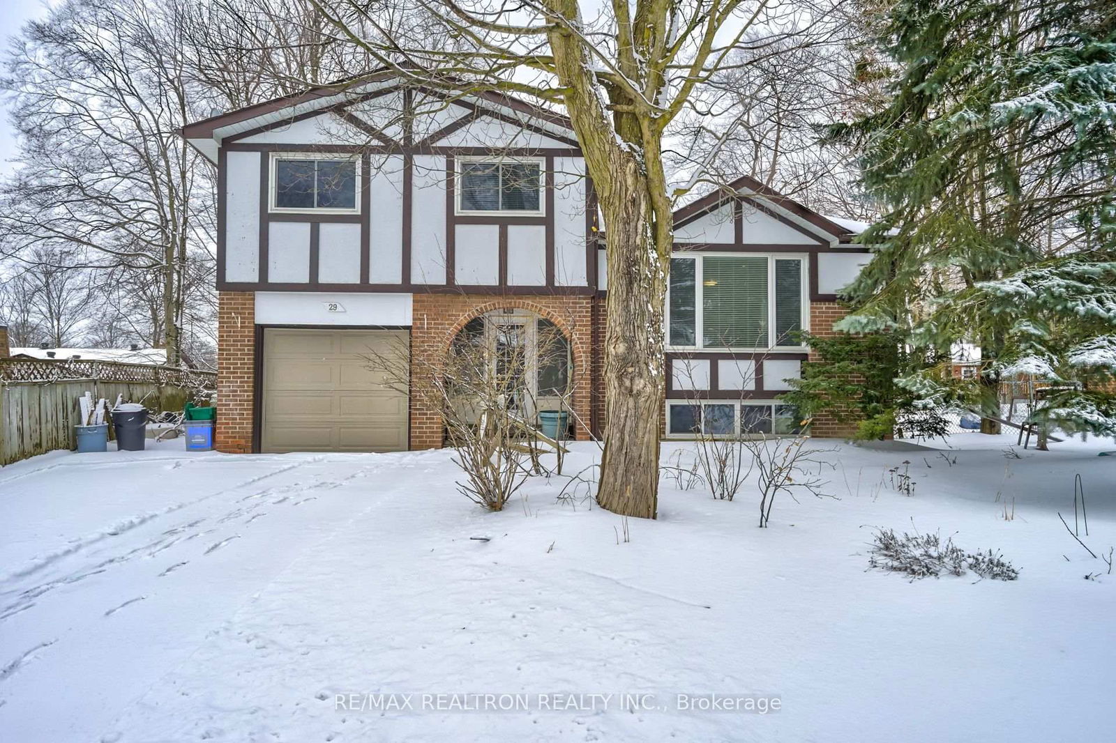 Detached House for lease at 29 Aspen Drive, Barrie, Cundles East, L4M 5E8 - MLS: S12118754