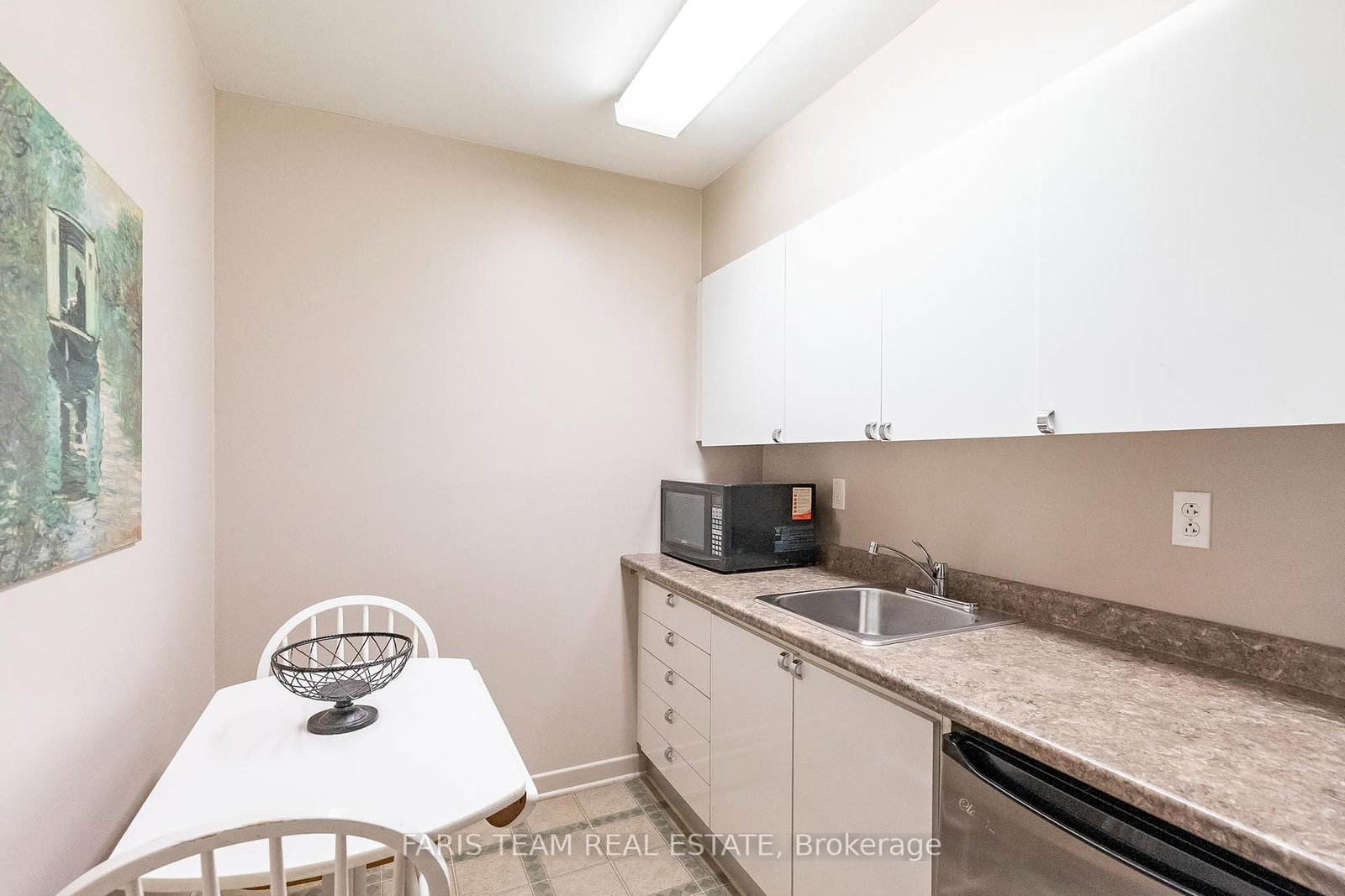 181 Collier Street, Unit 106 - Photo 21