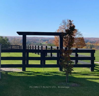12 Morgan Dr, Oro-Medonte - Horseshoe Valley image-0-1