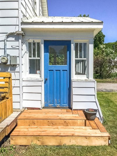 31 Wolfe St, Penetanguishene - Penetanguishene image-0-4