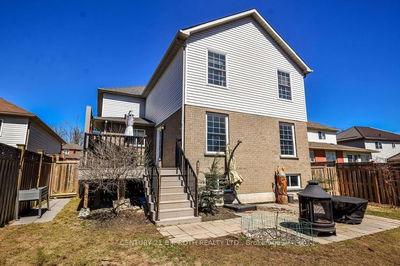 17 FRONTIER Ave, Orillia - Orillia image-0-2