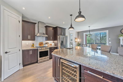 2176 Elana Dr, Severn - Marchmont image-0-3