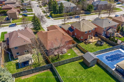 32 Brown St, Barrie - Holly image-0-2
