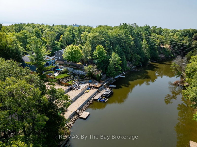 104 KNOX Rd E, Wasaga Beach, L9Z 2T5 | Image 2