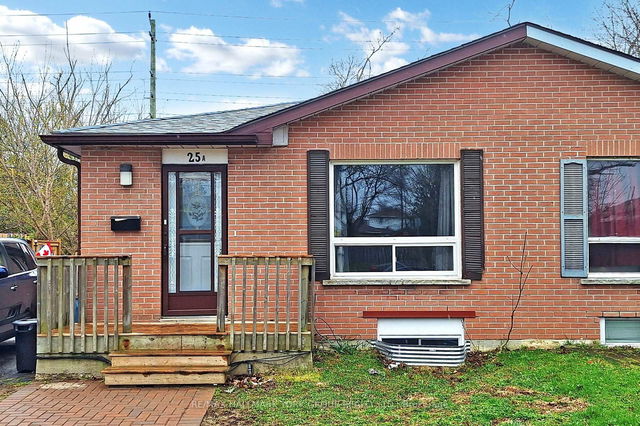 Upper - 25A College Crescent