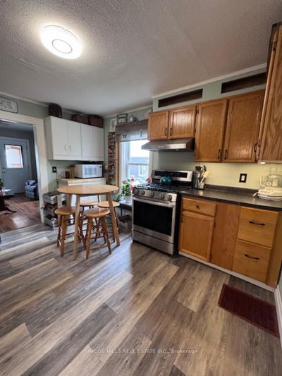 21 South St, Orillia - Orillia image-0-2
