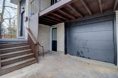240 Bayfield St, Barrie - Queen's Park image-0-4
