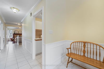 72 Columbia Rd, Barrie - Holly image-0-3