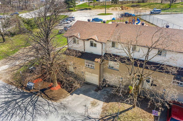 30 - 1095 Mississaga Street