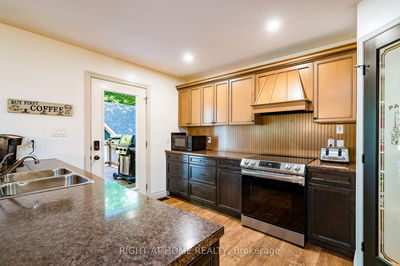 137 Desroches Tr, Tiny - Rural Tiny image-0-4