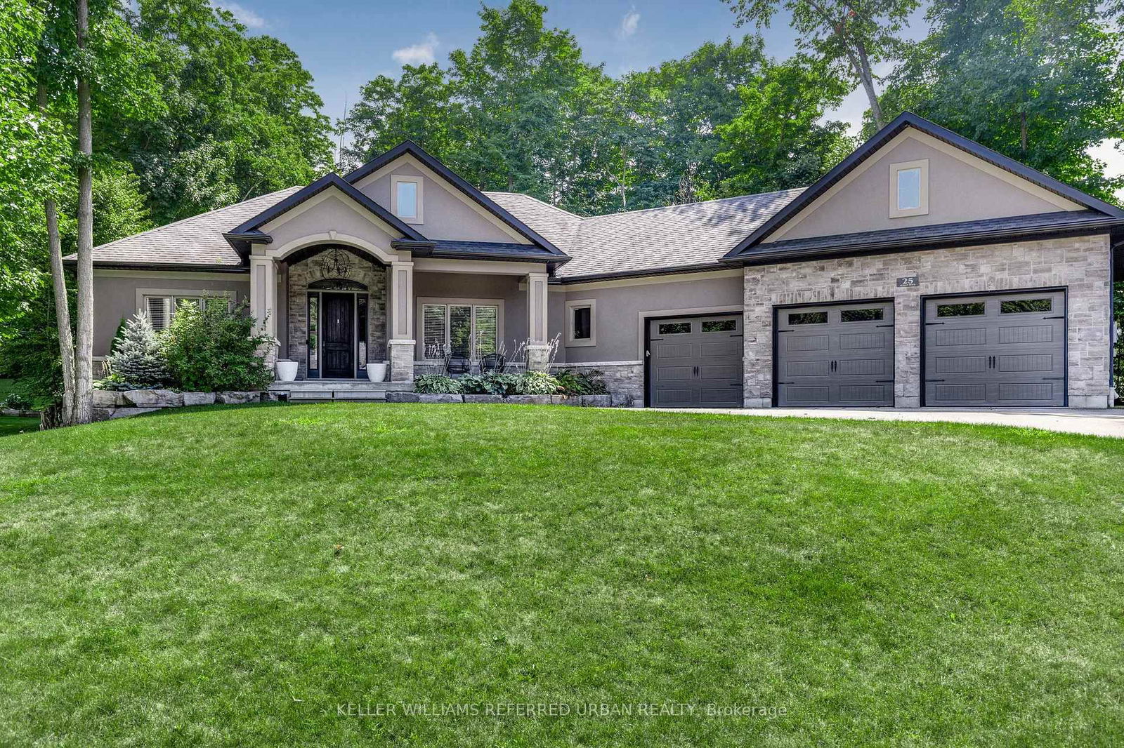 Detached House for sale at 25 Heron Boulevard, Springwater, Snow Valley, L0L 1Y3 - MLS: S12122811