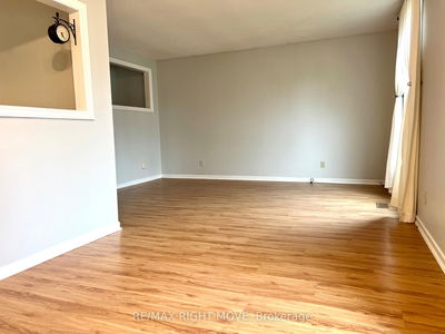 8 Marlisa Dr, Orillia - Orillia image-0-3
