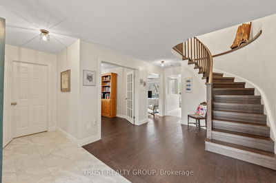 46 Muir Dr, Barrie - Ardagh image-0-2