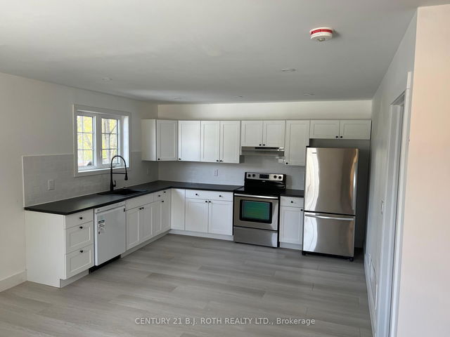 3 - 108 Maple Avenue
