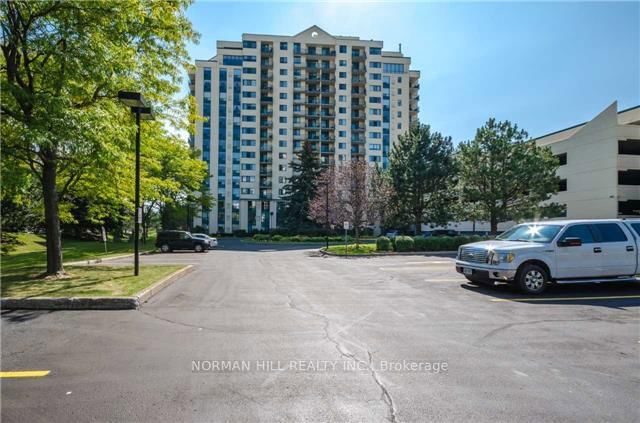 1111 - 75 Ellen Street