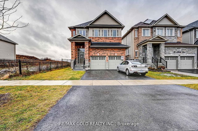 84 Atlantis Drive