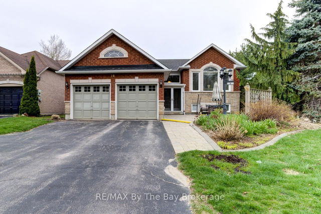 14 Timberland Crescent